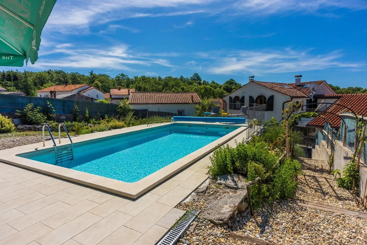 House Carpe Diem Jurdani Сasa de vacaciones